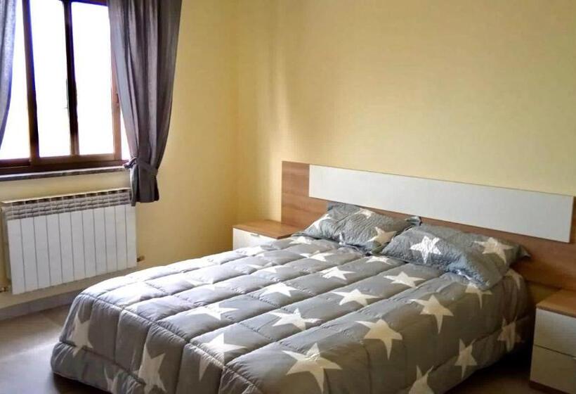 Номер Стандарт, La Villa Hostal
