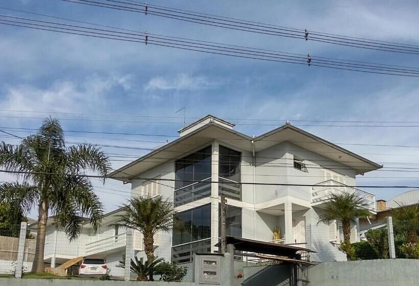 디럭스 트리플 룸, Pousada Serra Gaúcha