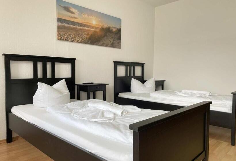 Апартаменты 2 Спальни, Sad161 Gut Geschnittene Monteurwohnung Mit Balkon