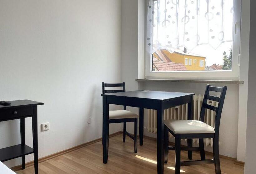 Апартаменты 2 Спальни, Sad161 Gut Geschnittene Monteurwohnung Mit Balkon