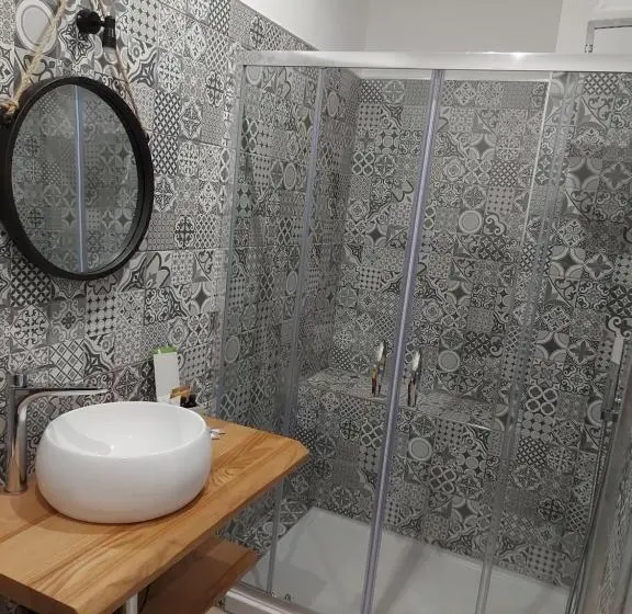 デラックストリプルルーム, Masseria Torre Saracena
