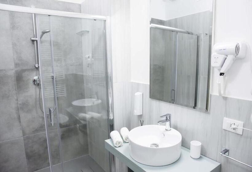 高级大房间, La Casa Del Gabbo