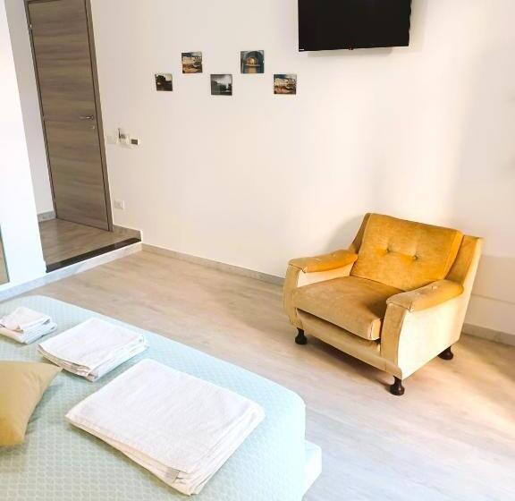 高级大房间, La Casa Del Gabbo