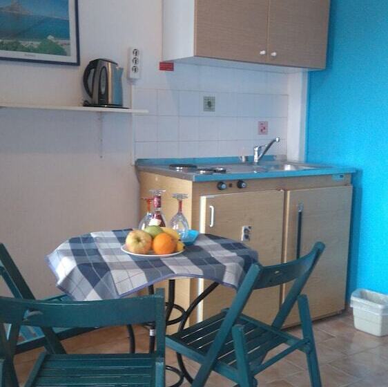 スタンダードスタジオ, Amalthia Studios