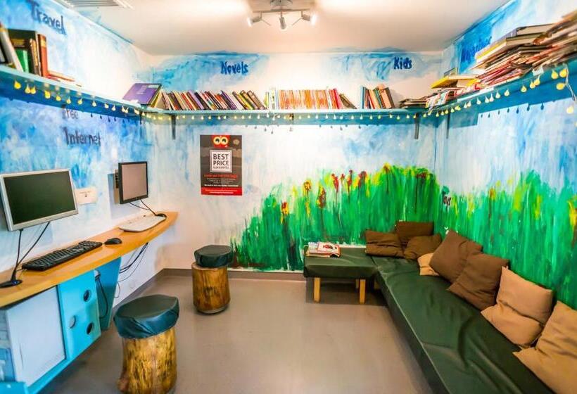 Кровать в Общей Комнате, Babelfish Hostel