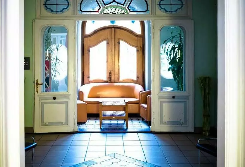 浴室共有スタンダード４人用ルーム, Hi Youth Hostel Lindau