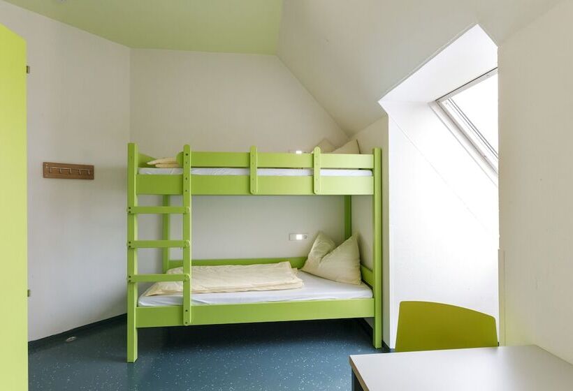 Номер Стандарт Совместная Ванная, Hi Youth Hostel Lindau