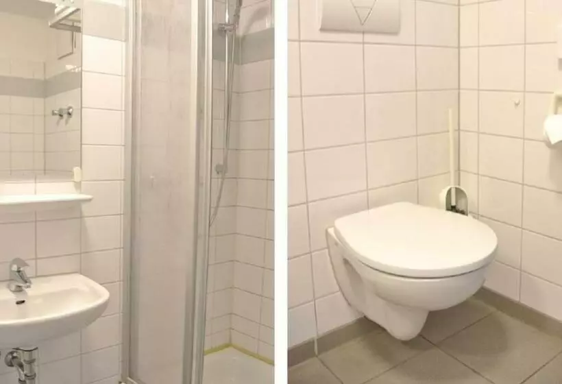 Standard Yhden Hengen Huone, Chillten Bottrop