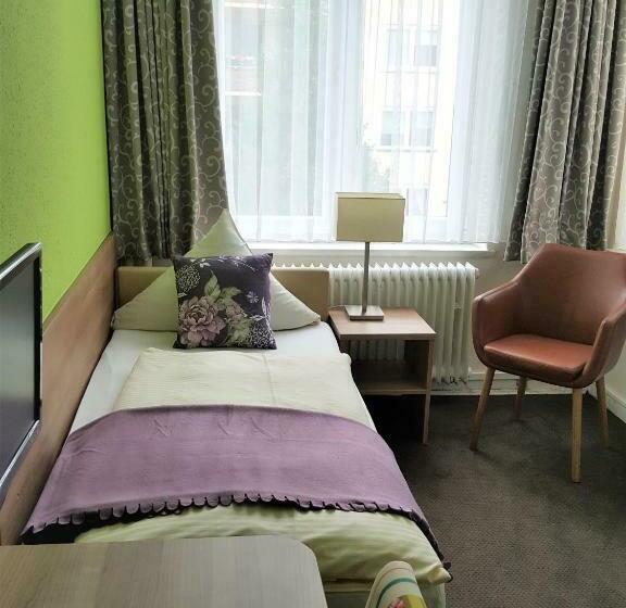 חדר סטנדרט יחיד, Flora