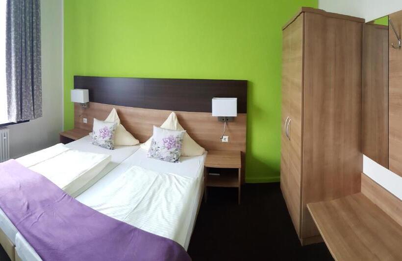 חדר סטנדרט, Flora