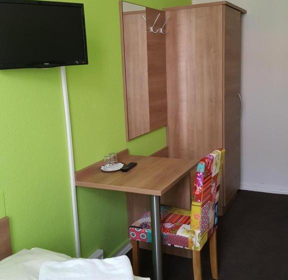 חדר סטנדרט יחיד, Flora