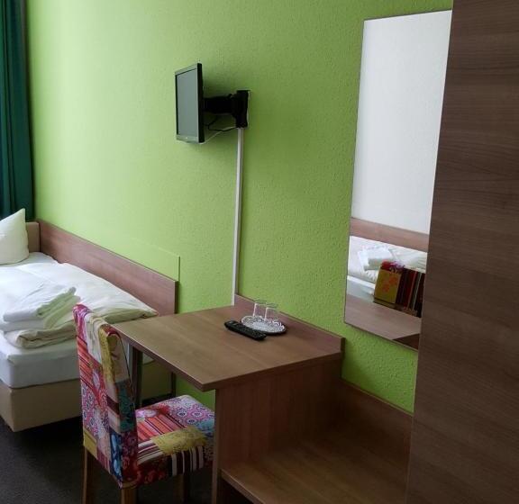 חדר סטנדרט יחיד, Flora