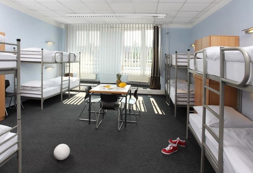 Bed in Shared Room with Shared Bathroom, Industriepalast Berlin