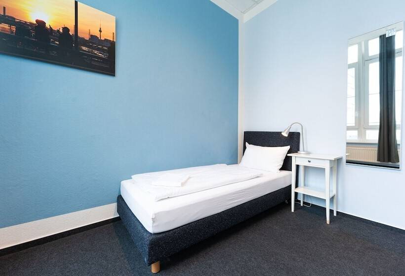 اتاق استاندارد یک نفره, Industriepalast Berlin