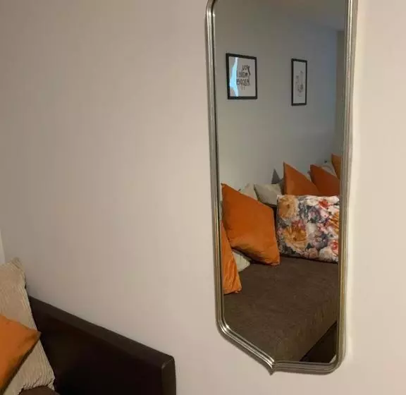 آپارتمان 2 خوابه, Lanigan S Accommodation