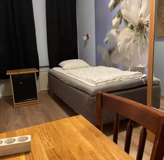Standard Yhden Hengen Huone Jaettu Kylpyhuone, Uppsala City Hostel