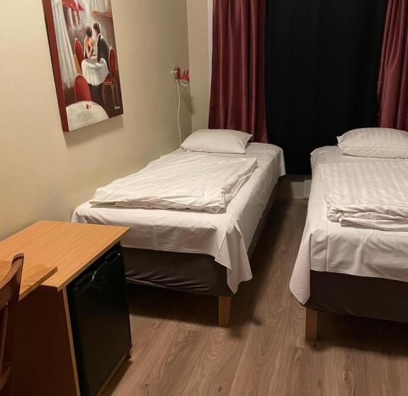 غرفة قياسية حمام مشترك, Uppsala City Hostel