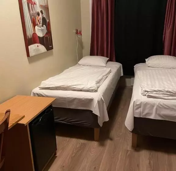 Standard-huone Jaettu Kylpyhuone, Uppsala City Hostel