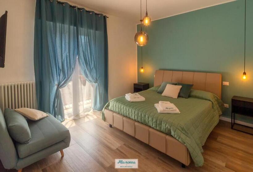 Quarto Triplo Estandar, Alla Nonna