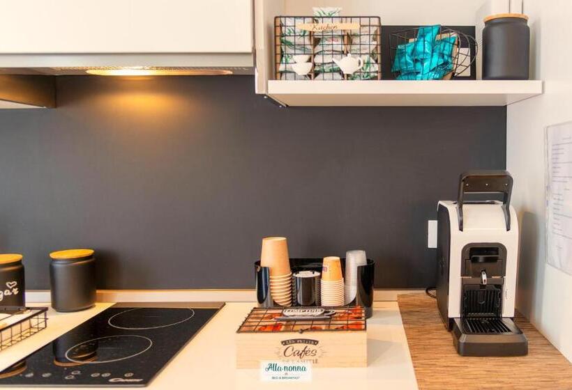 标准间, Alla Nonna