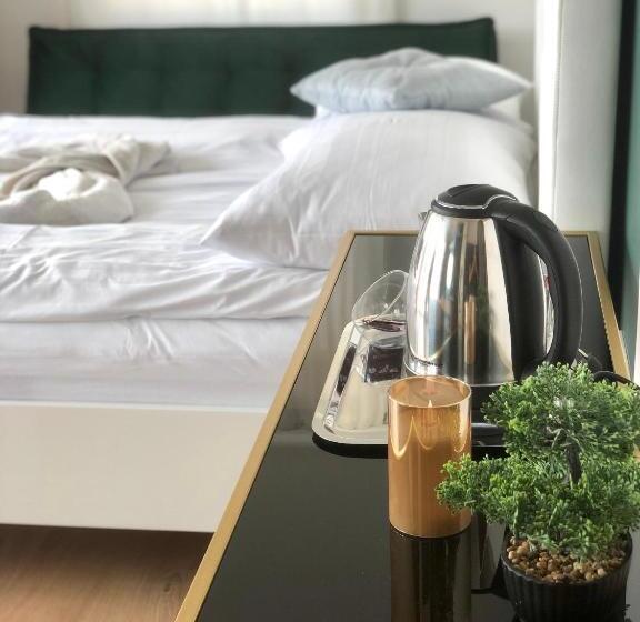 デラックスルーム, Duna P Art Panzió