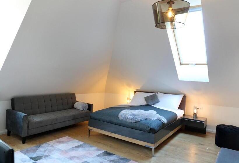 キングサイズベッドのスーペリアルーム, Duna P Art Panzió