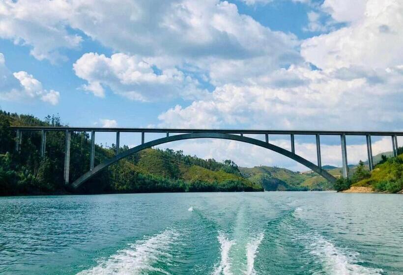 غرفة قياسية مزوَّدة بشُرفة, Vila Darte Alojamento Local Situado No Centro Do País