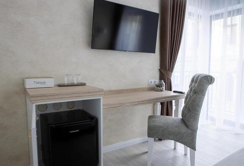 バルコニー付きデラックスルーム, City Rooms