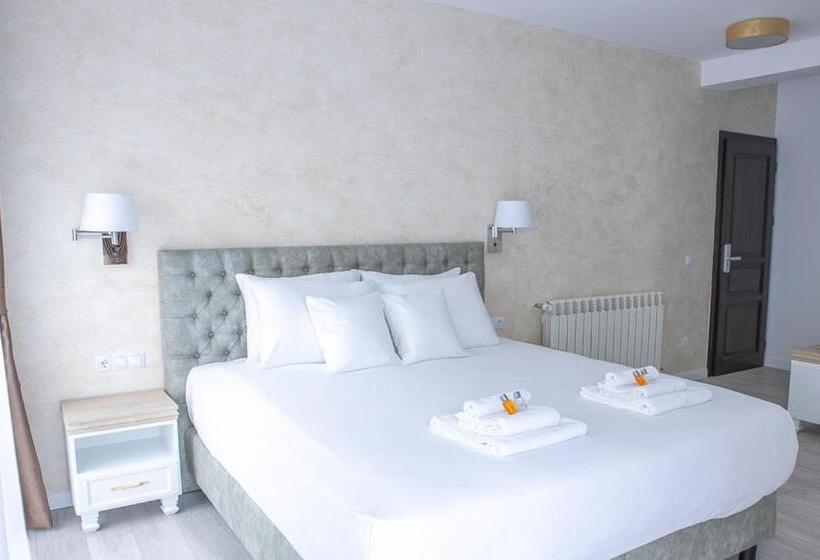 バルコニー付きデラックスルーム, City Rooms