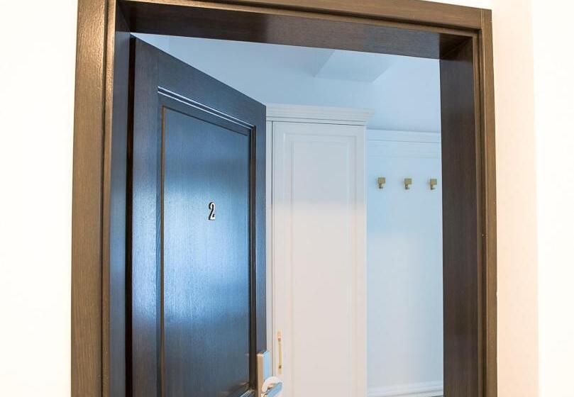 バルコニー付きデラックスルーム, City Rooms