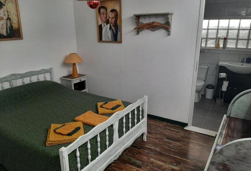 Апартаменты 1 Спальня Вид на Сад, Les Chambres Chouettes