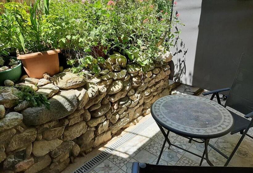 庭の見える１ベッドルームアパートメント, Les Chambres Chouettes