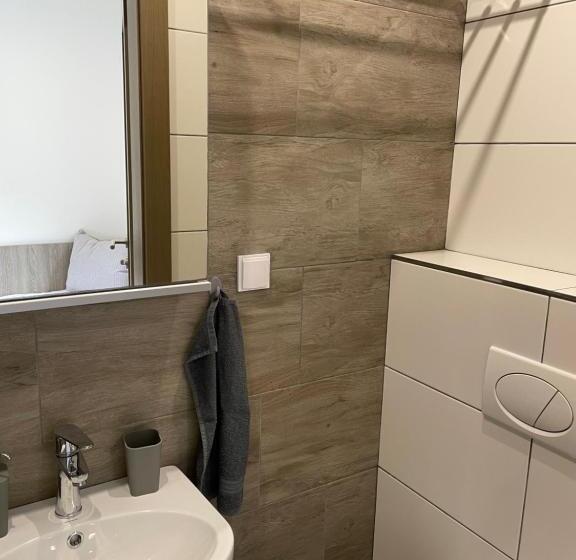 スタンダードトリプルルーム, Vila Lada