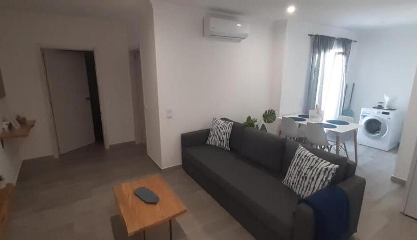 آپارتمان 1 خوابه با بالکن, Casinhas Da Avó Aura