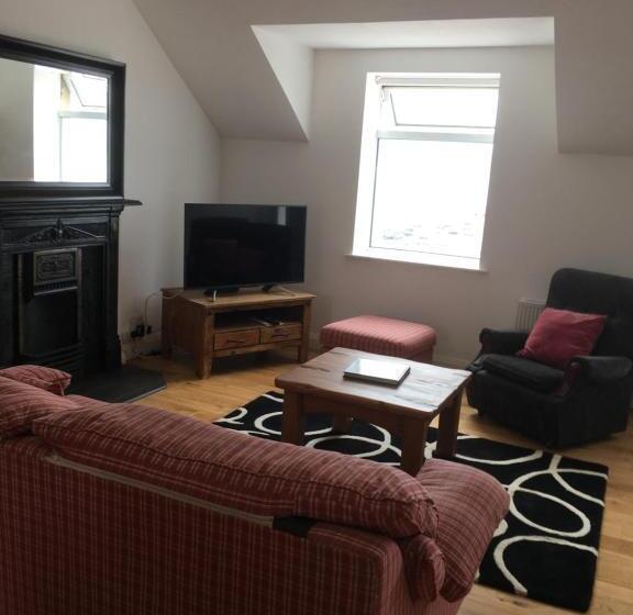 带1个卧室的带海景的公寓, On The Prom