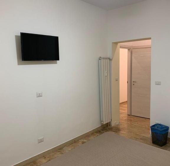 اتاق استاندارد, Affittacamere Black&white