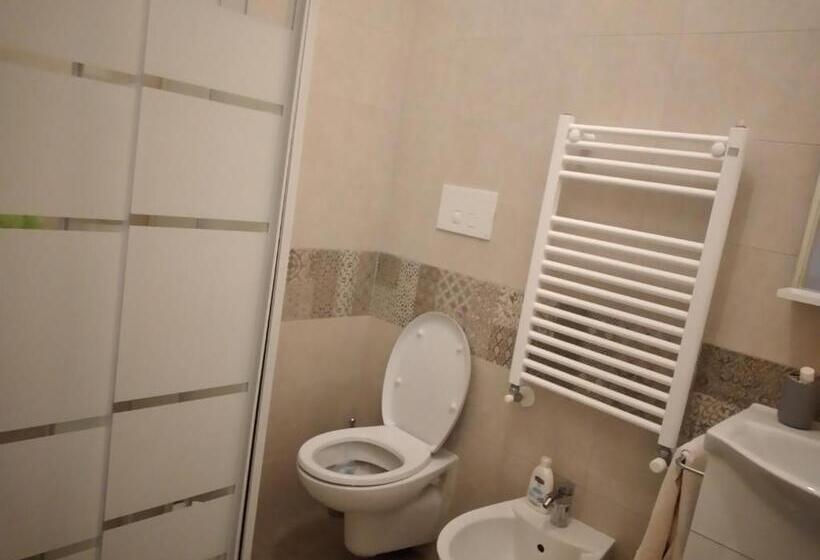 Трехместный Номер Стандарт с Балконом, Casa Di Tina