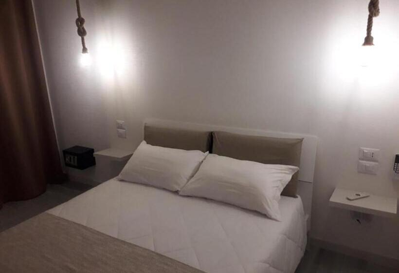 اتاق استاندارد, Aquamarì B&b