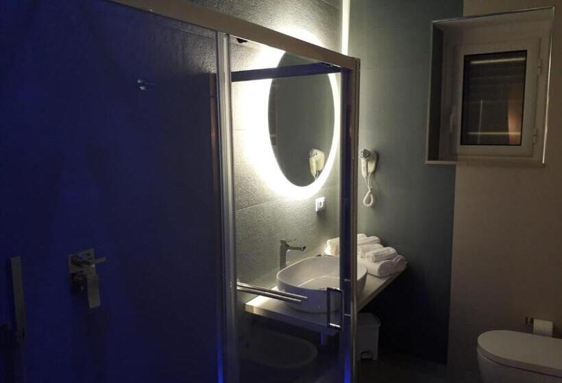 اتاق استاندارد, Aquamarì B&b