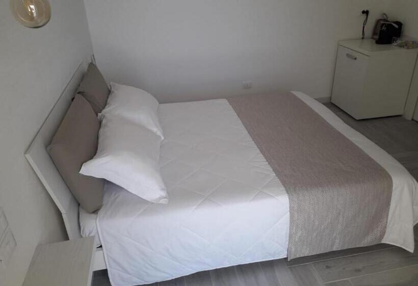 اتاق استاندارد, Aquamarì B&b