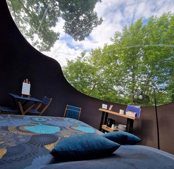 חדר סופריור, Les Nuits De Cassiopee