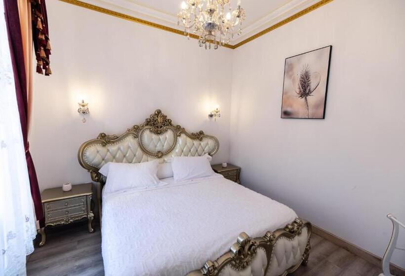 استودیو خانوادگی, Appartement Maison De L église Du Couvent