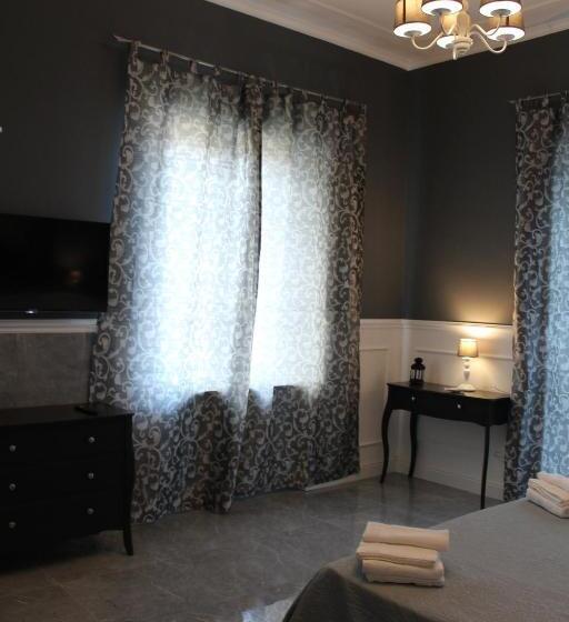 غرفة ديلوكس مطلّة علي البحر, Ellysblue