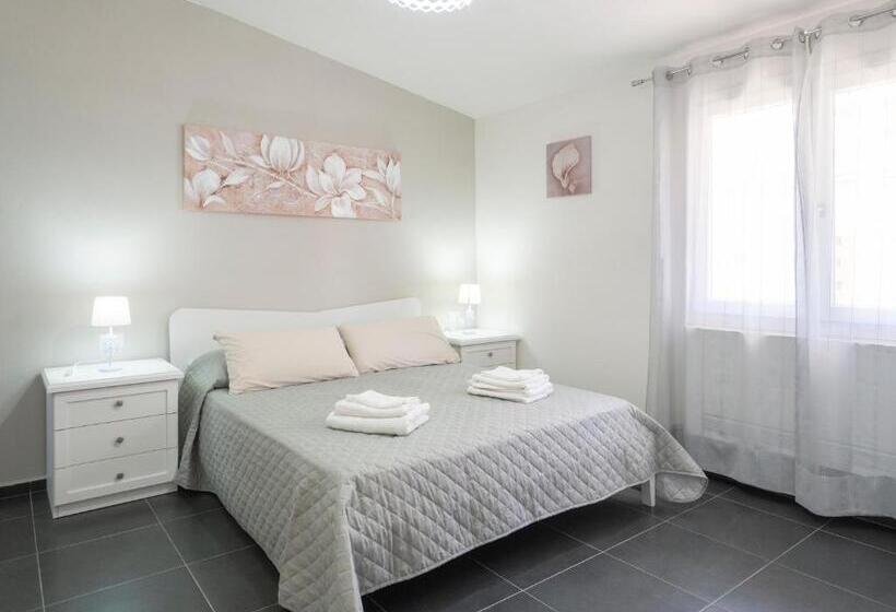 Номер Deluxe, Sweethome