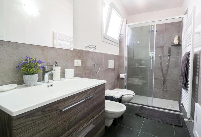 إستوديو قياسى, Sweethome