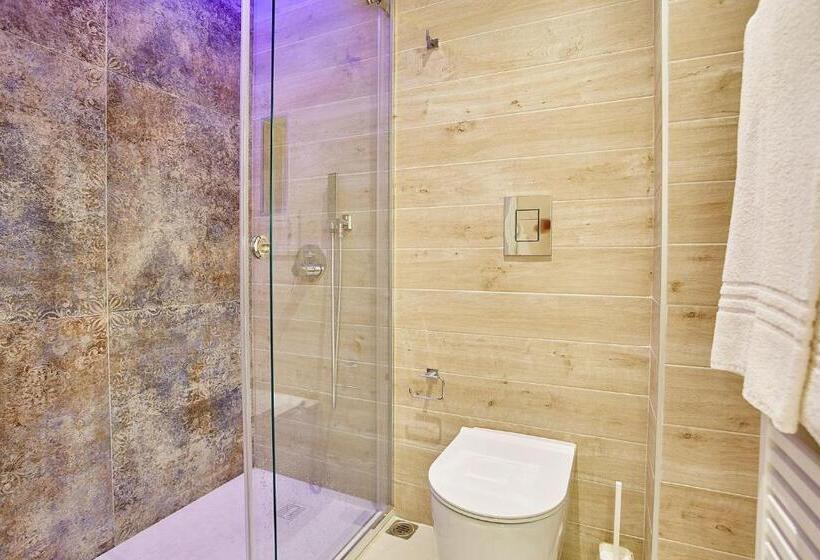 סוויטה עם ג'קוזי, Porta Del Golfo Apartments & Suites