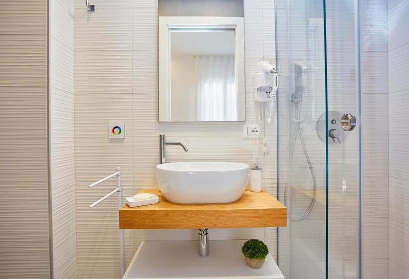 חדר סטנדרט עם מרפסת, Porta Del Golfo Apartments & Suites