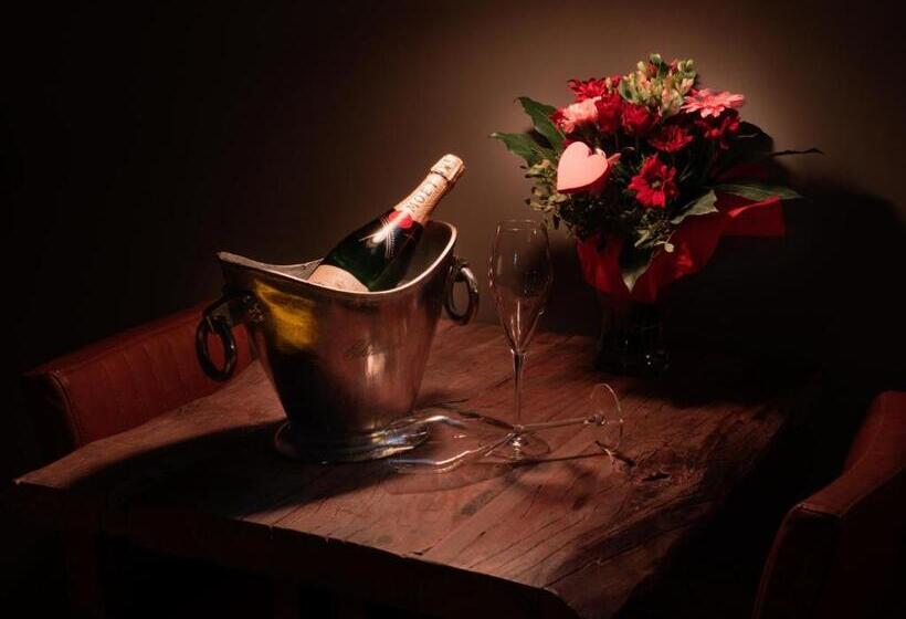 Люкс, Dreams And Wellness