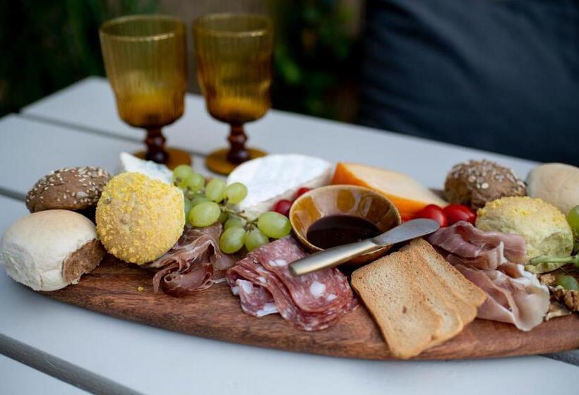 수피리어 스튜디오, Lodge & Loft