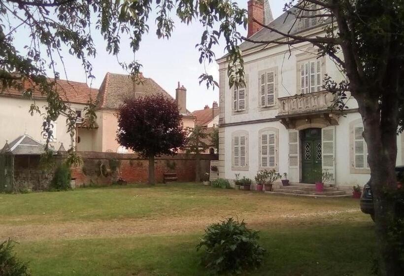 غرفة سوبيريور عائلية, Manoir De La Saône